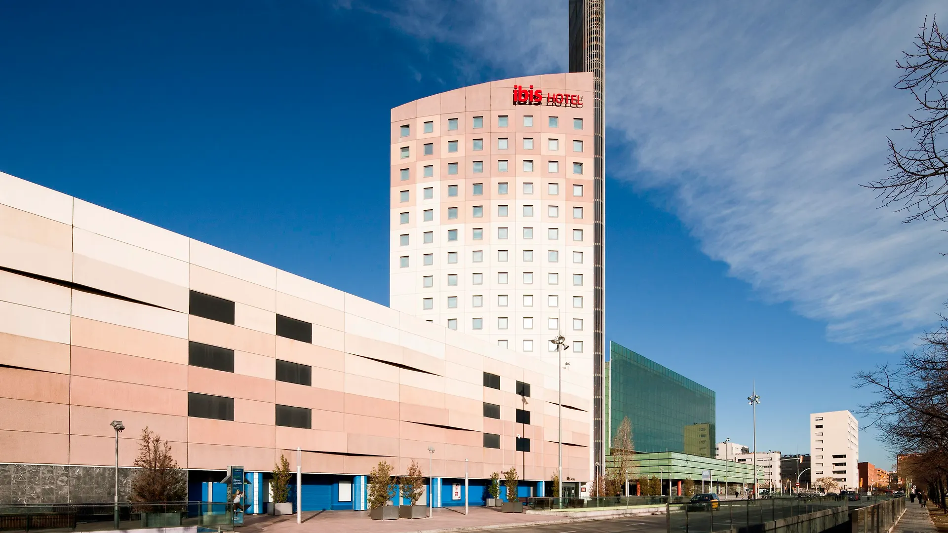 Ibis Barcelona Meridiana 2*,  Spain