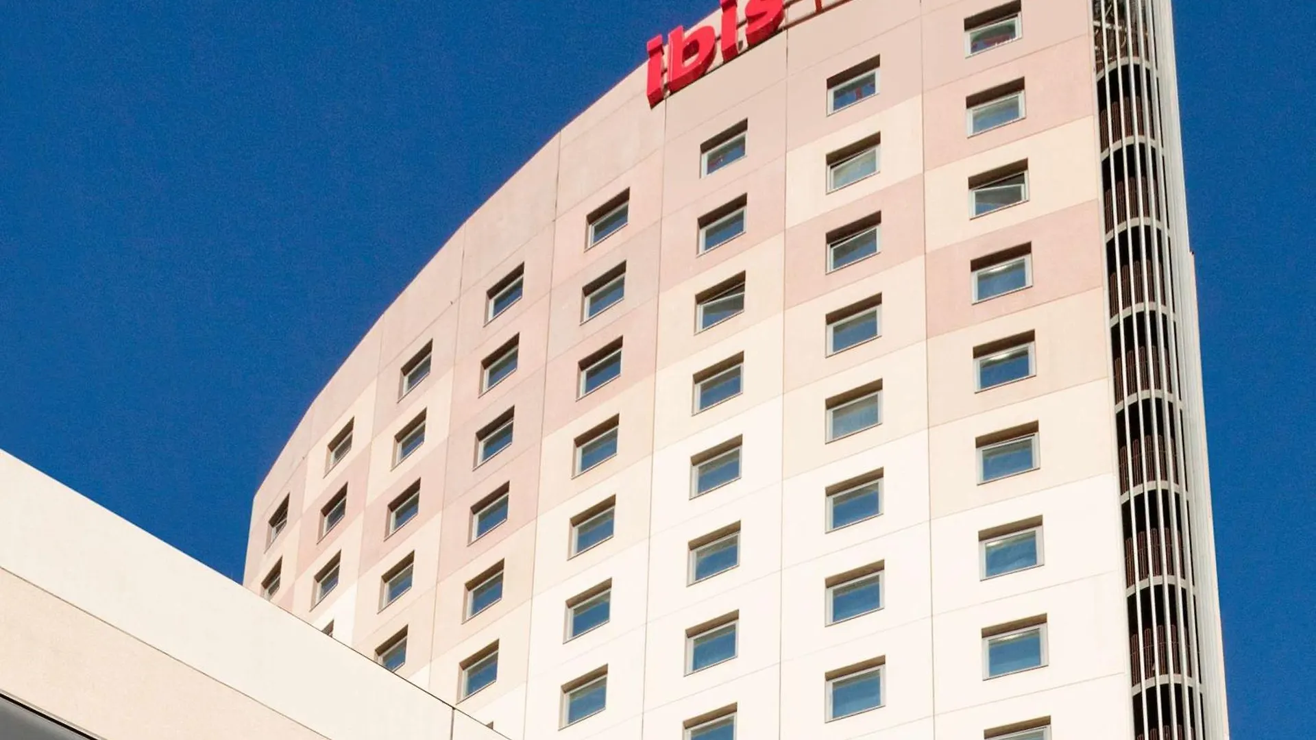 Ibis Barcelona Meridiana Hotel